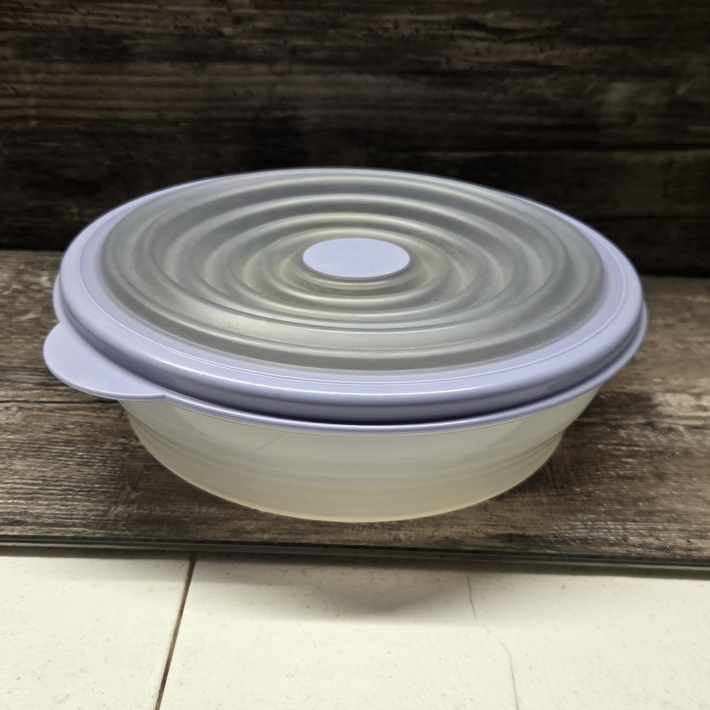 TUPPERWARE STUFFABLES 6‎ CUPS ROUND BOWL CONTAINER WITH LID #5316